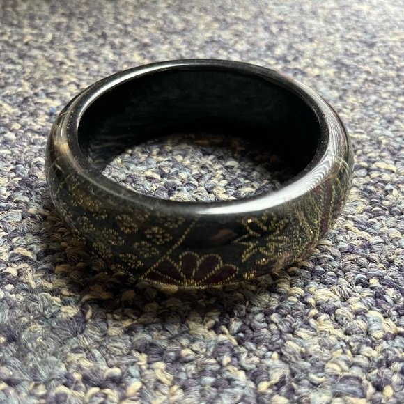 Funky Patterned Bangle - Picture 6 of 6